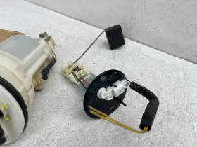 77020-30120 Lexus 2002-2005 Sc430 Left And Right Side Rear Fuel Gas Pump Sending Level Oem 04 #3