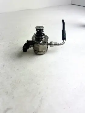 K2ge-9d376 Lincoln 20-22 Corsair Engine Motor High Pressure Fuel Pump Oem
