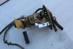 323-58353 Mazda 1992 Mpv Van Fuel Pump 2.6l 4 Cylinder #3