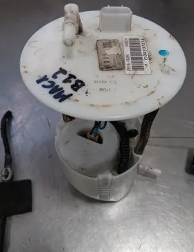 Kd35-034-14e17d Mazda Cx-5 2015 Oe Fuel Tank Mounted Pump Motor Pe1a-13-35x 4p #3