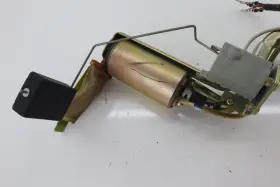 Uc-t25t11 Mazda B2200 B2600 B2600i Fuel Pump And Sending Assembly Read Desc #2