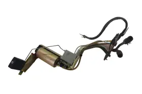 Uc-t25t11 Mazda B2200 B2600 B2600i Fuel Pump And Sending Assembly Read Desc