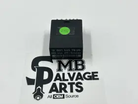 0015457805 Mercedes-benz 84-93 W201 190e 190d Fuel Gas Pump Kick Down Relay Oem