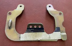 126-478-03-40 Mercedes-benz Fuel Pump Bracket - For Mbz 230 240 280 And More