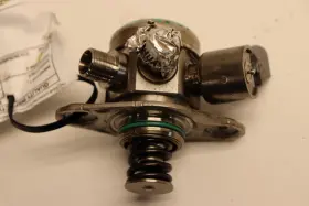1330700001 Mercedes-benz 2014-2019 Cla Class Cla45 C117 Engine Mount High Pressure Fuel Pump Oem #3