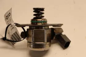 1330700001 Mercedes-benz 2014-2019 Cla Class Cla45 C117 Engine Mount High Pressure Fuel Pump Oem