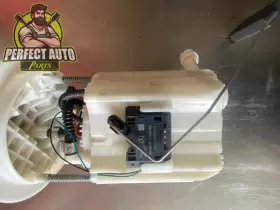166-470-17-94 Mercedes-benz 2012 - 2019 Gle350 Gle400 Engine Fuel Pump Assembly Oem #3