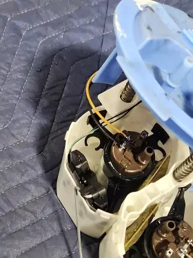 2044701094 Mercedes-benz Genuine W204 C-class C63 Amg 08-09 In Tank Fuel Pump Assembly #3