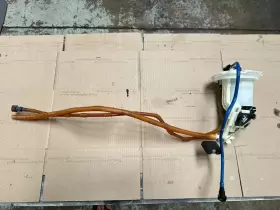 A2044700994 Mercedes-benz 08-11 C-class W204 Left Driver Side Fuel Pump Level Sending Unit Oem