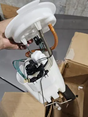 16117300477 Mini Fuel Pump Module Assembly Original Oem Cooper F55 F56 2014-2021