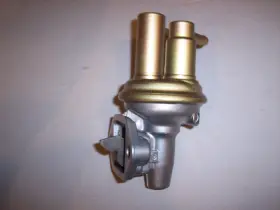 Md175175 Mitsubishi Fuel Pump New Older Stock