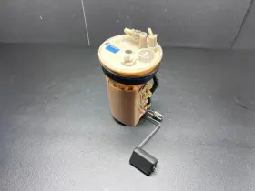 Mr993090 Mitsubishi 2003 Galant Fuel Gas Pump Assembly Oem #2