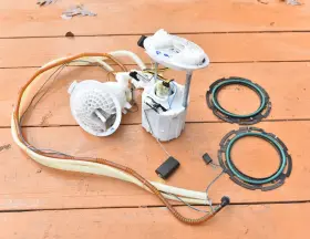 68316785aa Mopar 2017-2019 Dodge Charger Fuel Pump And Sender Unit Set Oem 18.5 Gal Tank