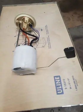 Pfs-1384 Motorcraft Fuel Pump And Sender Assembly #2