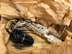 25060-51a00 Nissan 1987-1988 Sentra 1.6l Fuel Gauge Sending Unit Nos 25060-51a00 Nissan 1987-1988 Sentra 1.6l Fuel Gauge Sending Unit Nos