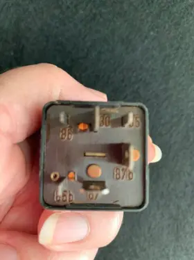 944.615.227.00 Porsche 94461522700 Oem 924s 944 968 911 964 993 Fuel Pump Dme Relay Part # #2