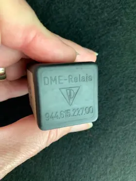 944.615.227.00 Porsche 94461522700 Oem 924s 944 968 911 964 993 Fuel Pump Dme Relay Part # #3