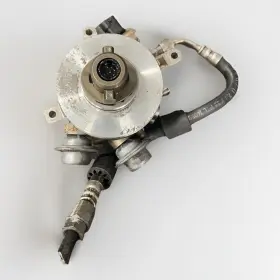 94811031572 Porsche Cayenne Turbo High Pressure Fuel Pump 2011-2015 Genuine #2