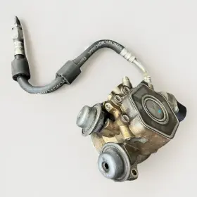94811031572 Porsche Cayenne Turbo High Pressure Fuel Pump 2011-2015 Genuine