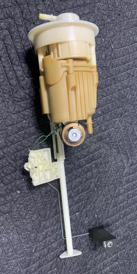 99662003201 Porsche 2002 - 2004 911 Carrera 996 986 Boxster Rwd Fuel Level Sensor Assembly #2