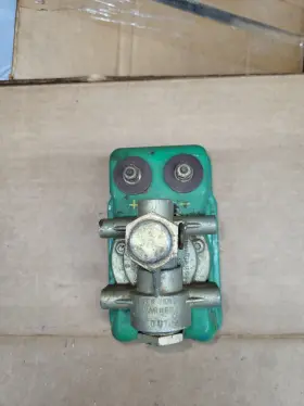 220-a-12 Stewart Warner Vintage Electric Fuel Pump