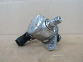 23101-f0010 Toyota 18 19 20 21 22 2023 Camry Fuel Engine Mounted Pump Only Oem 23101f0010 #2