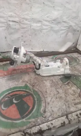 323-10493 Toyota Venza 2021 Fuel Pump 3241799 #2