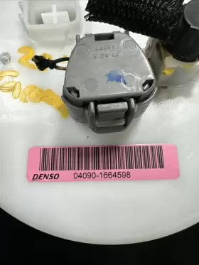 77020-04090 Toyota 2022 Tacoma Fuel Pump Assembly Oem #3