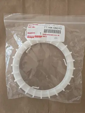 77144-08010 Toyota 7714408010 New Genuine Fuel Pump Retainer Ring