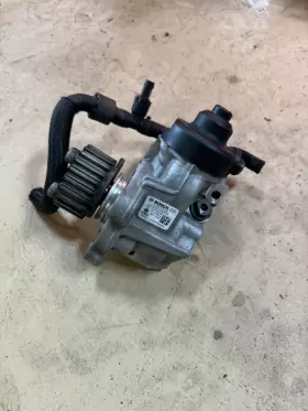 03l130755ab Volkswagen 2014 Passat 2.0 Tdi High Pressure Fuel Pump