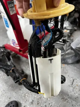 31261819 Volvo 2003-2014 Xc90 Fuel Pump #2