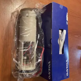 9480152 Volvo 850 Fuel Pump Oem Official New In Box