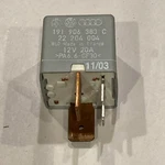 Fuel Pump Relay # 167 - Audi 5000 A3 A4 A8 Quattro Porsche Cayenne Vw Cabrio Cc. Fixed Price $15.00.