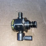 2015 Mercedes Benz W218 Cl 550 High Pressure Fuel Pump Lh. Oem PN:0261520220. Fixed Price $110.00.